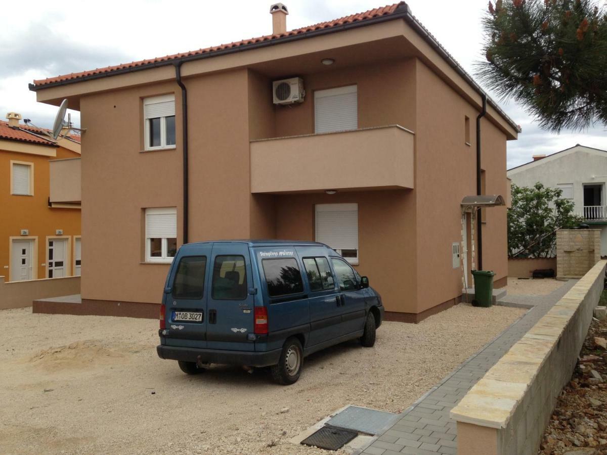 Apartment Matic Vrsi Exterior foto