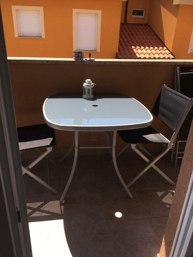 Apartment Matic Vrsi Exterior foto